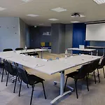 מלון Kyriad Montpellier Est - 3*
