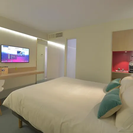 Kyriad Montpellier Est - Hotel Lunel (Herault)
