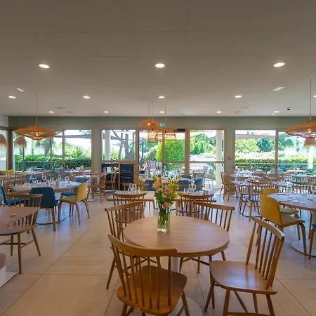 Kyriad Montpellier Est - Lunel Hotel 3*