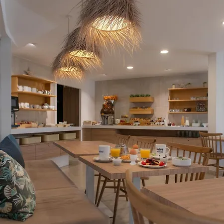 Kyriad Montpellier Est - Lunel Hotel