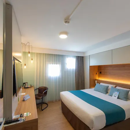 Kyriad Montpellier Est - Lunel 3*
