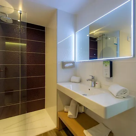 Hotel Kyriad Montpellier Est - 3*