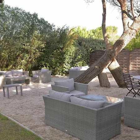 Kyriad Montpellier Est - Отель Люнель